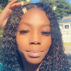 Meet your Posher, Tashaya